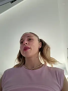 BabyAnais online show from 04-17-26, 12:08