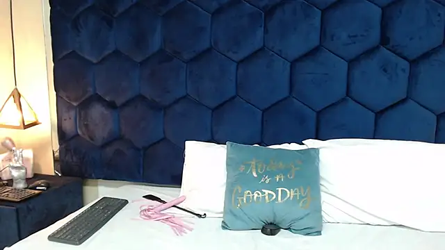 secretdream vc online show from 11-05-25, 01:44