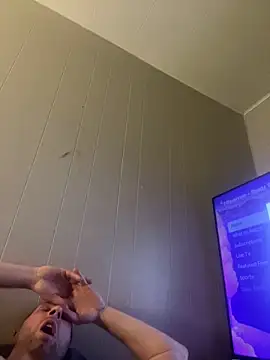 Snapshot of k_nutz87 chatting on 02-18-26, 12:01 k nutz87 online show from 02-18-26, 12:01