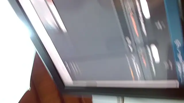 naomi campbel  online show from 02-25-26, 08:29