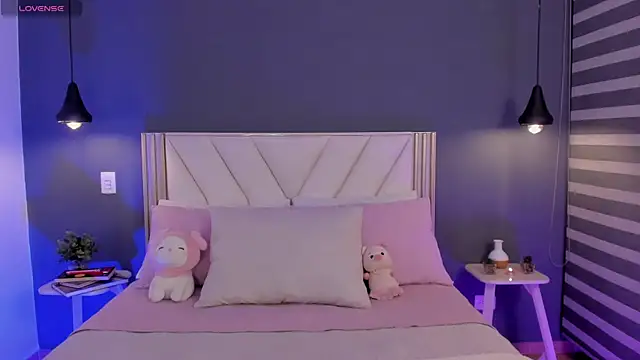 NaishaFord 1 online show from 02-11-26, 02:27