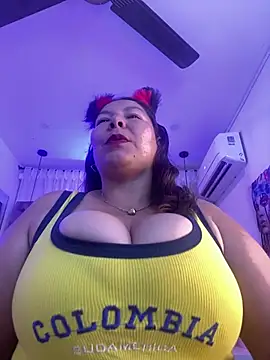 Snapshot of Sussan__ chatting on 07-07-26, 11:47 Sussan online show from 07-07-26, 11:47