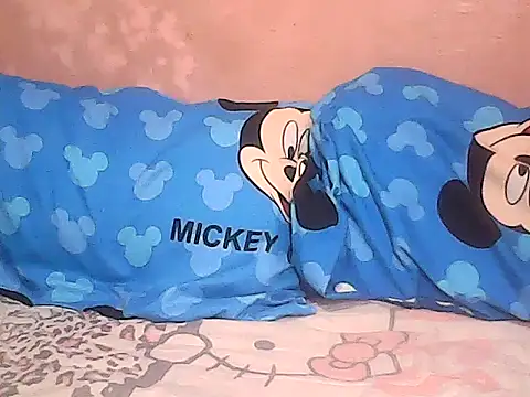 Snapshot of yummyasianxxx chatting on 09-09-25, 10:31 yummyasianxxx online show from 09-09-25, 10:31