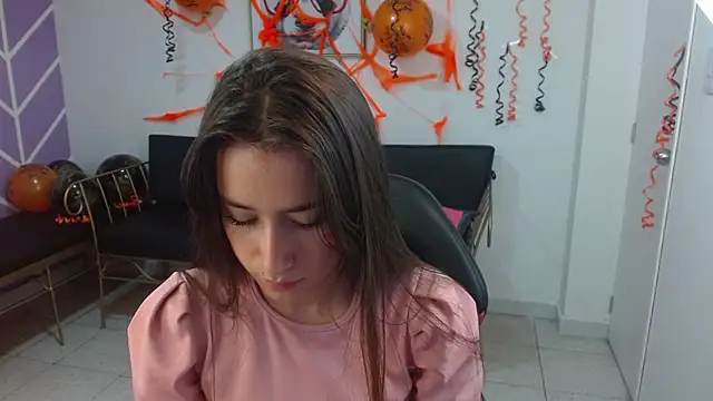 Adhara Kitten online show from 10-24-25, 01:07