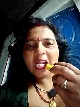 Snapshot of Hot_komal1 chatting on 05-10-26, 08:47 Hot komal1 online show from 05-10-26, 08:47