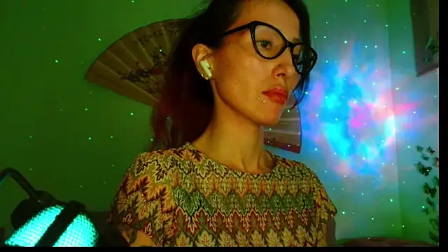 KiotoShine online show from 10-24-25, 05:20