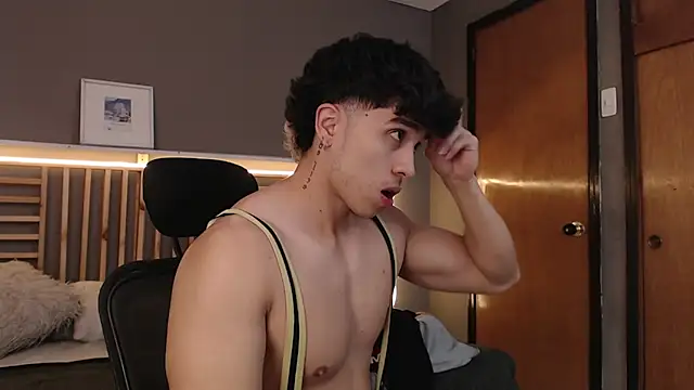 PaulEvens online show from 02-05-26, 01:05