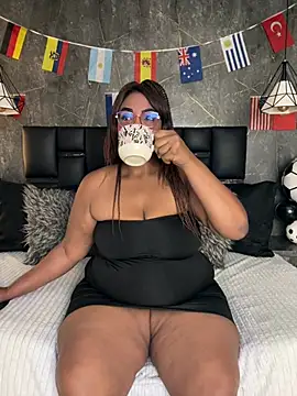 Snapshot of aranzzalatin chatting on 06-19-26, 11:58 aranzzalatin online show from 06-19-26, 11:58