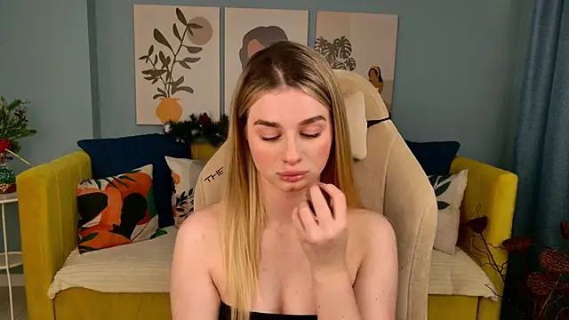 SweetyLicky online show from 12-18-25, 04:13