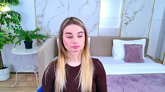 SweetyLicky online show from 02-28-26, 04:30