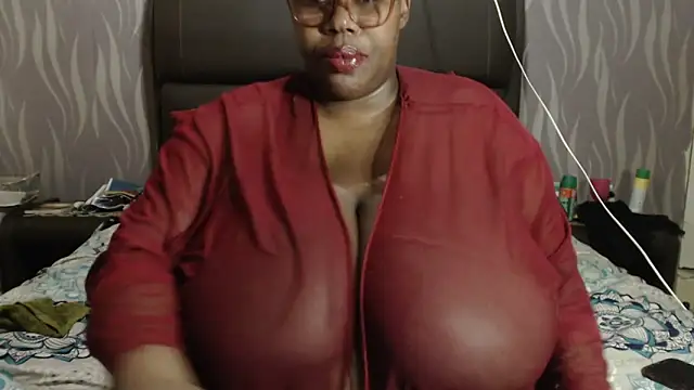 BoobsQueen46K online show from 11-27-25, 07:49