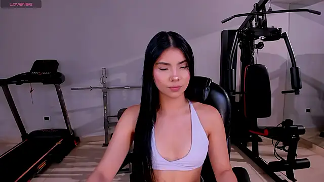 MiaLaurence online show from 03-21-26, 06:55