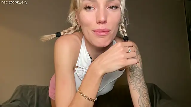 Snapshot of Ohbabykelly chatting on 02-07-26, 02:15 Ohbabykelly online show from 02-07-26, 02:15