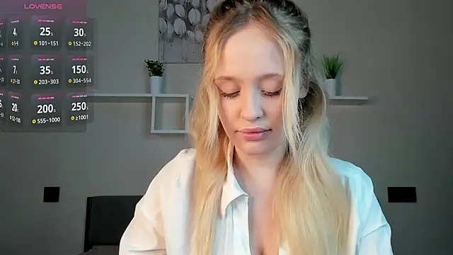 Julliakoill online show from 11-07-25, 08:36