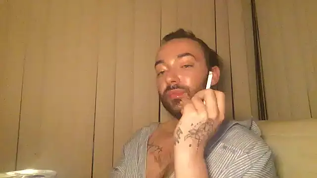 Snapshot of Stevey5894 chatting on 09-28-25, 01:00 Stevey5894 online show from 09-28-25, 01:00