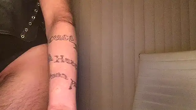 Snapshot of Stevey5894 chatting on 11-24-25, 10:09 Stevey5894 online show from 11-24-25, 10:09