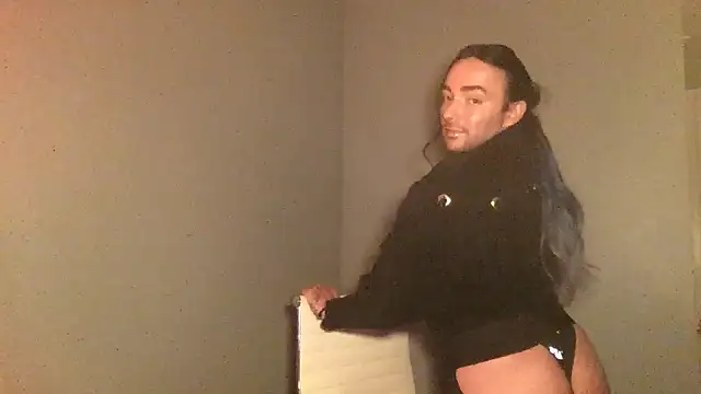 Snapshot of Stevey5894 chatting on 12-04-25, 10:51 Stevey5894 online show from 12-04-25, 10:51