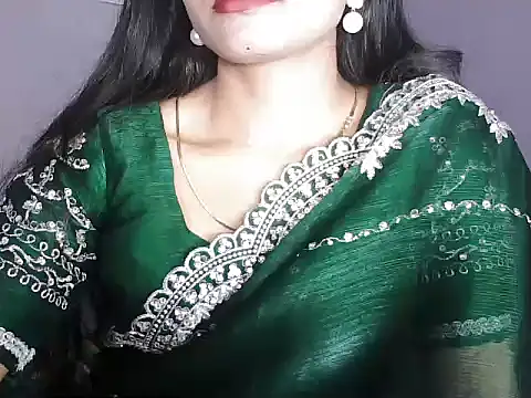 ROSE GOLDE online show from 02-21-26, 05:25