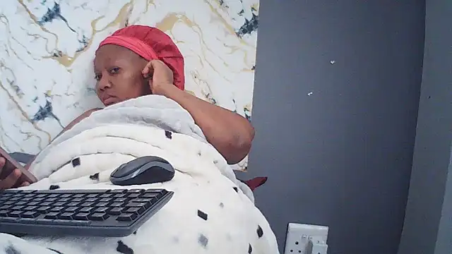 CouplesX96xx online show from 04-17-26, 09:56