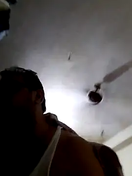 Hot-boy077 online show from 03-26-26, 12:44