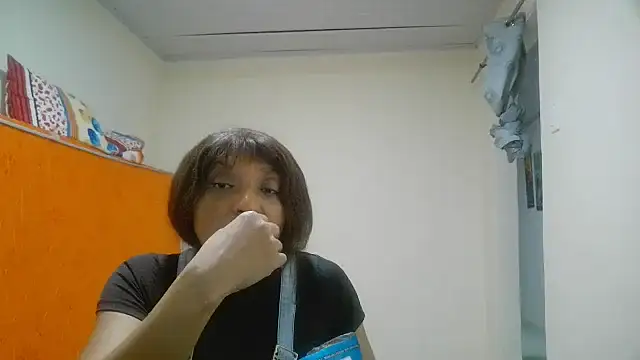 Snapshot of DamarisCooper chatting on 09-12-25, 03:50 DamarisCooper online show from 09-12-25, 03:50