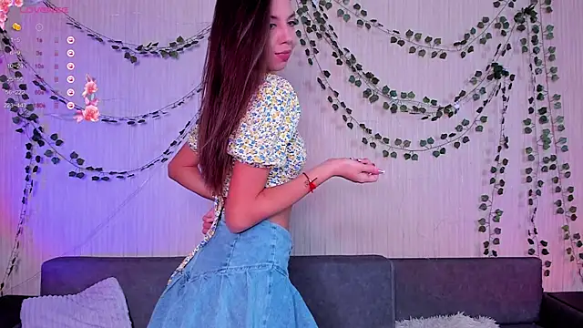 JenniferDavies online show from 10-29-25, 04:42