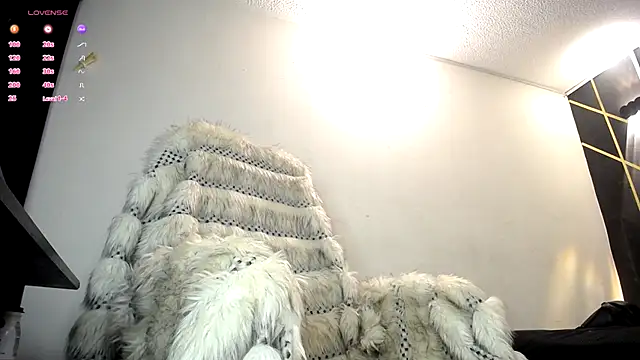 Snapshot of LickMyInk chatting on 10-25-25, 03:47 LickMyInk online show from 10-25-25, 03:47