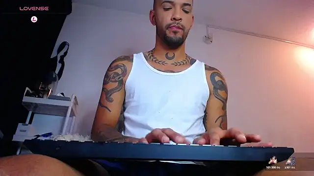 LickMyInk online show from 11-24-25, 02:22