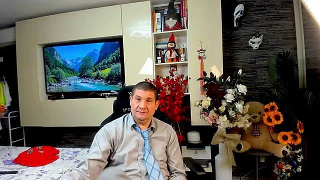 SpartacusDaddy48 online show from 05-16-26, 07:56