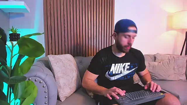 Maximo Wolff online show from 04-08-26, 07:14