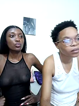 Snapshot of Miss-Hennessy chatting on 03-30-26, 11:06 Miss-Hennessy online show from 03-30-26, 11:06