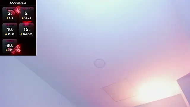 Snapshot of Azurra_amatto2 chatting on 06-18-26, 08:57 Azurra amatto2 online show from 06-18-26, 08:57