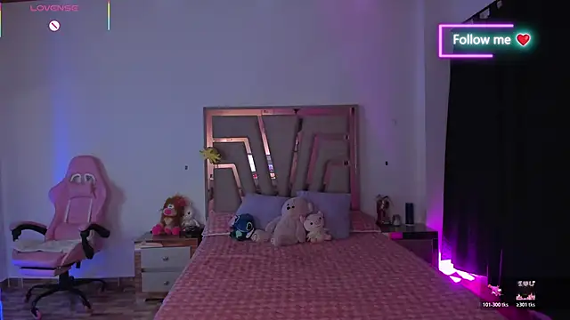 lunaarose online show from 02-24-26, 04:10