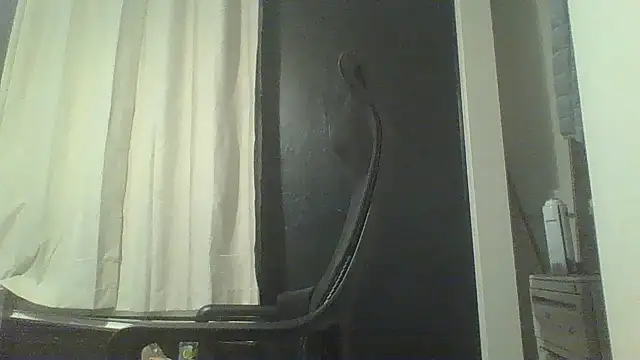 Snapshot of raredick chatting on 07-18-26, 05:11 raredick online show from 07-18-26, 05:11