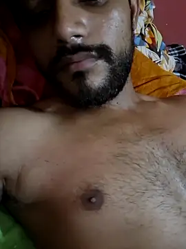 Snapshot of king_raaj1999 chatting on 06-07-26, 06:44 king raaj1999 online show from 06-07-26, 06:44