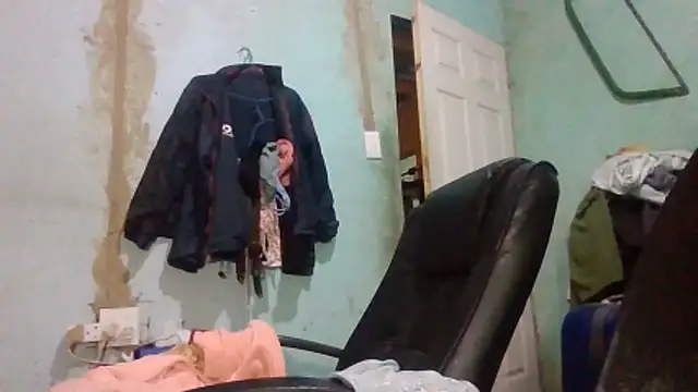 Nicky52 online show from 04-15-26, 04:58