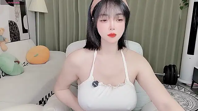 Snapshot of uikyy1 chatting on 02-02-26, 08:13 uikyy1 online show from 02-02-26, 08:13