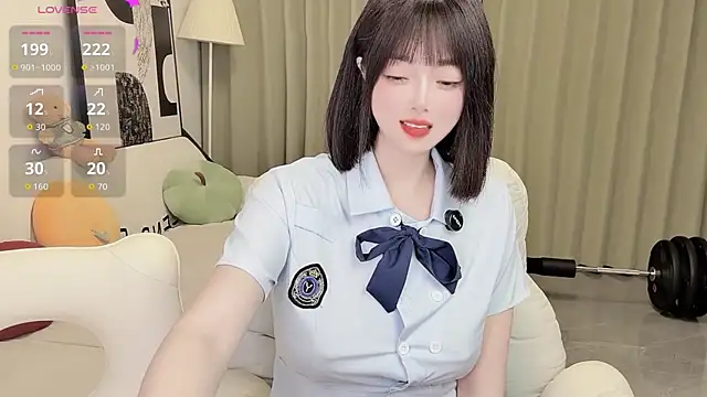 Snapshot of uikyy1 chatting on 02-06-26, 02:09 uikyy1 online show from 02-06-26, 02:09