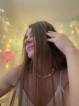 LucieMack online show from 02-14-26, 04:15