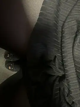 HiddenHoneyLDN online show from 10-31-25, 10:38