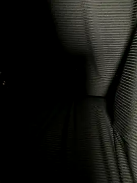 Snapshot of HiddenHoneyLDN chatting on 12-22-25, 10:56 HiddenHoneyLDN online show from 12-22-25, 10:56