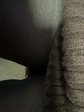 Snapshot of HiddenHoneyLDN chatting on 02-16-26, 10:33 HiddenHoneyLDN online show from 02-16-26, 10:33