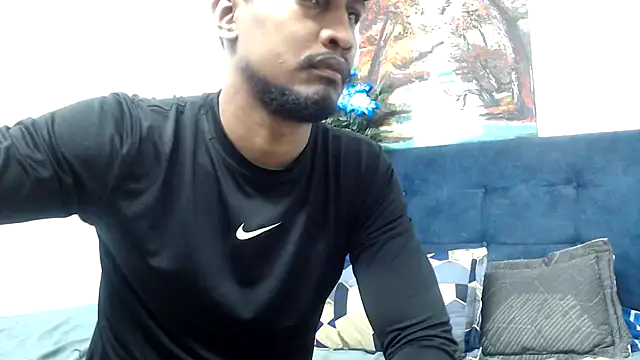 Snapshot of ElCaballeroNegro24 chatting on 06-02-26, 12:34 ElCaballeroNegro24 online show from 06-02-26, 12:34