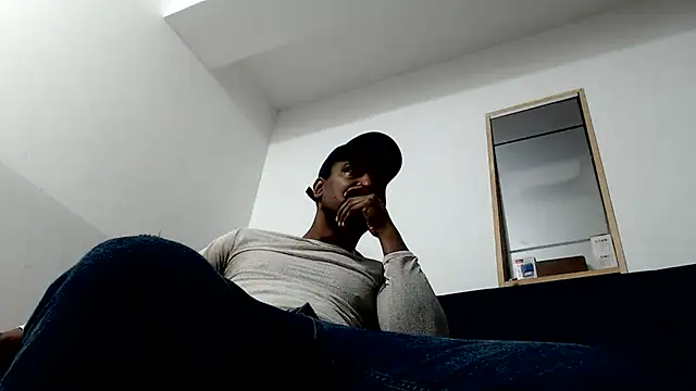 Snapshot of ElCaballeroNegro24 chatting on 06-20-26, 07:38 ElCaballeroNegro24 online show from 06-20-26, 07:38