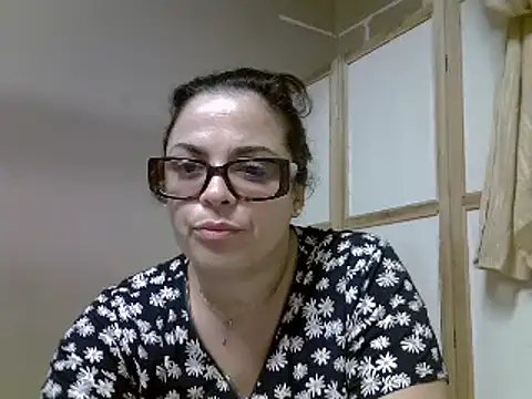 ITALIANASISIXX online show from 01-04-25, 05:05