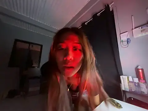 PinayLina18 online show from 03-26-26, 06:41