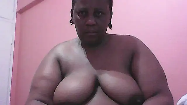 Snapshot of HUGEASSXXXXX chatting on 10-09-25, 03:59 HUGEASSXXXXX online show from 10-09-25, 03:59