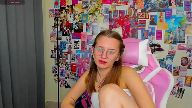 Maryyy May online show from 10-08-25, 09:56