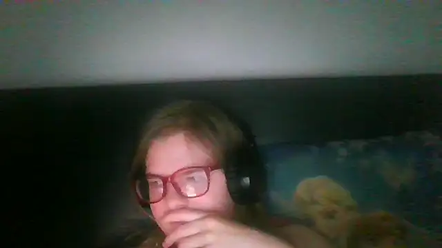 Moonolighta online show from 09-26-25, 07:56