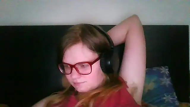 Moonolighta online show from 09-29-25, 12:32